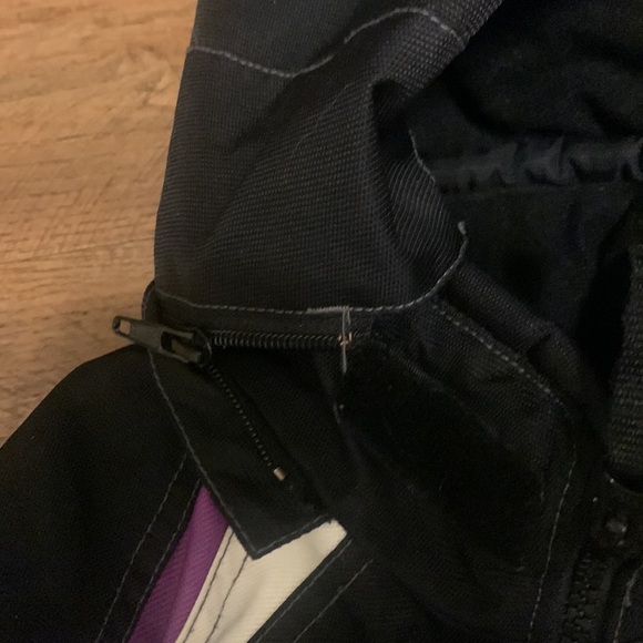 Pro Max Ice Royal Power Sports Floatation assist technology - Picture 5 of 11